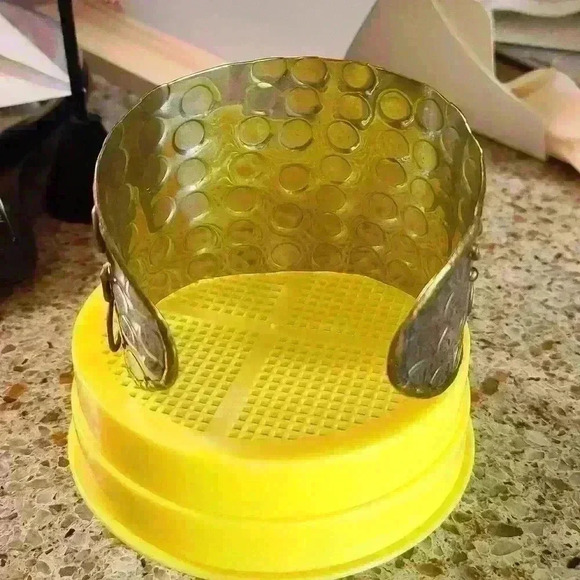 Vintage Open Cuff  bracelet handcrafted metal 8 inches in sliver Gold-toned - Picture 5 of 10